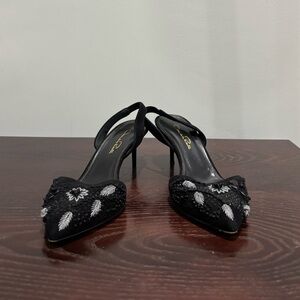Oscar de la Renta Embroidered Slingback Kitten Heels 37.5